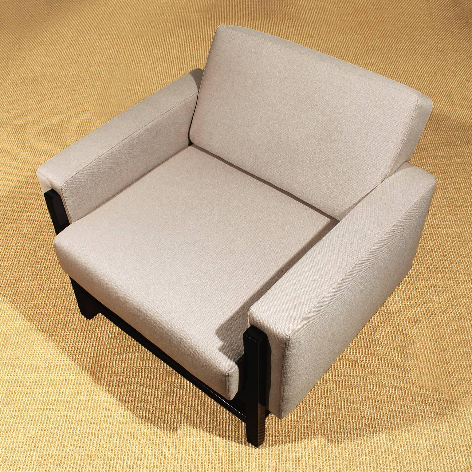 Mid-20th Century Pair of Cubist Armchairs from the 1960s