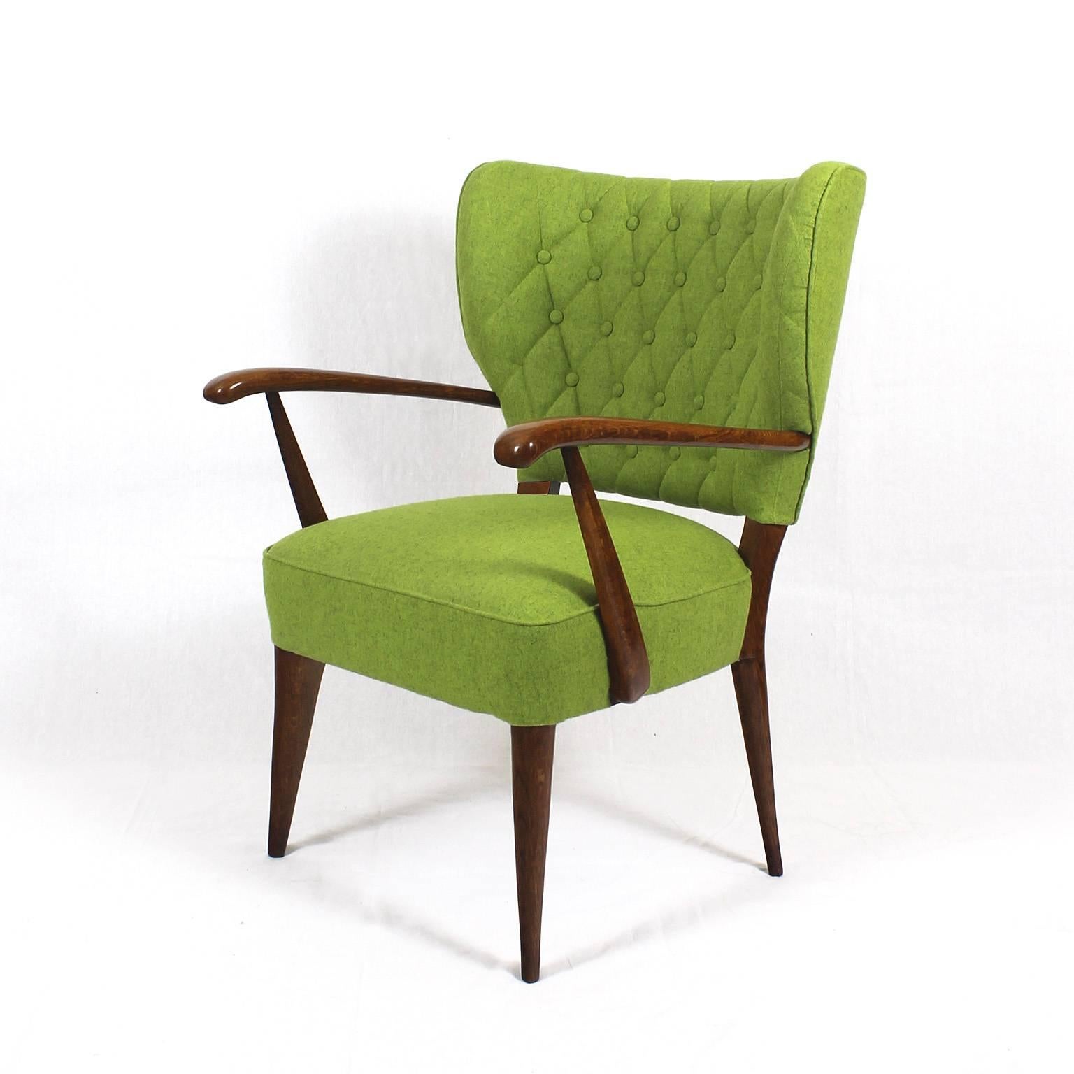 Mid-Century Modern Pair of Small Armchairs from the 1940s