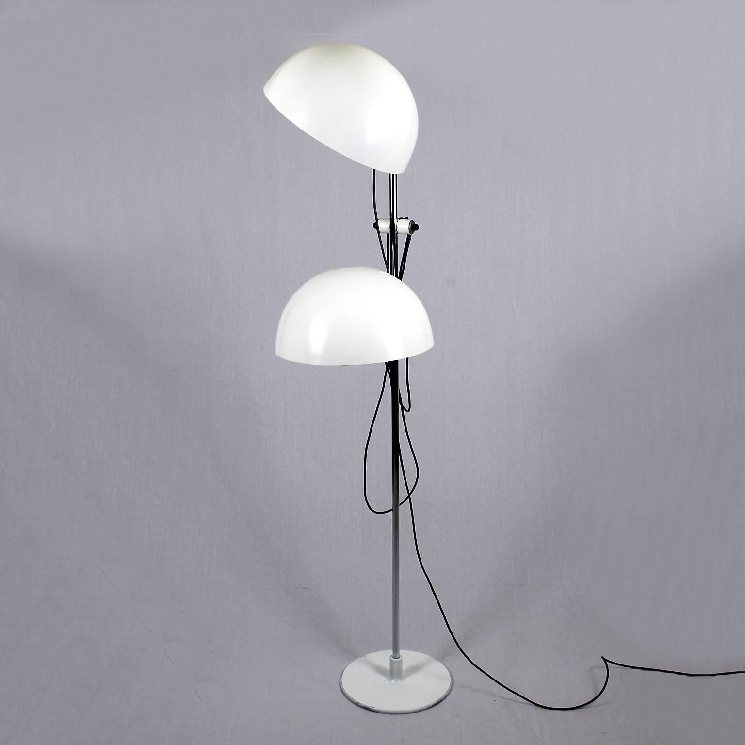 Modern 1970´s System Standing Lamp, white lacquered metal, chrome-plated metal - Italy