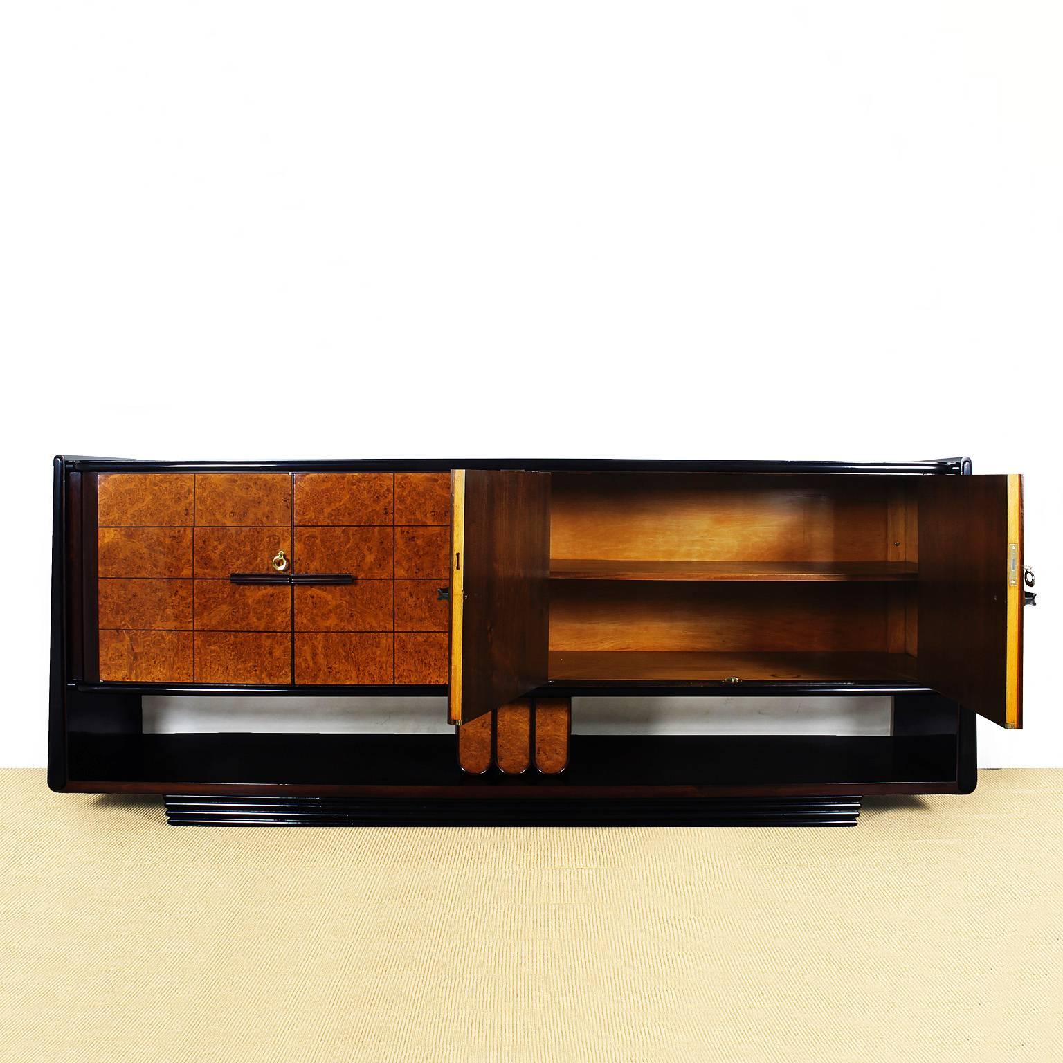 Italian Art Deco Sideboard Attributed to Osvaldo Borsani