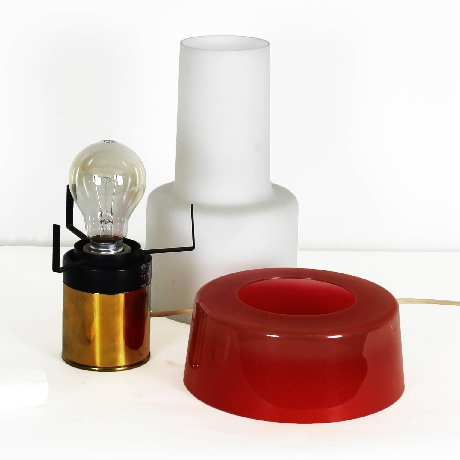 Mid-Century Modern 1960´s Table Lamp Model 8039 by Stilnovo, aluminium, opaline, perspex - italy