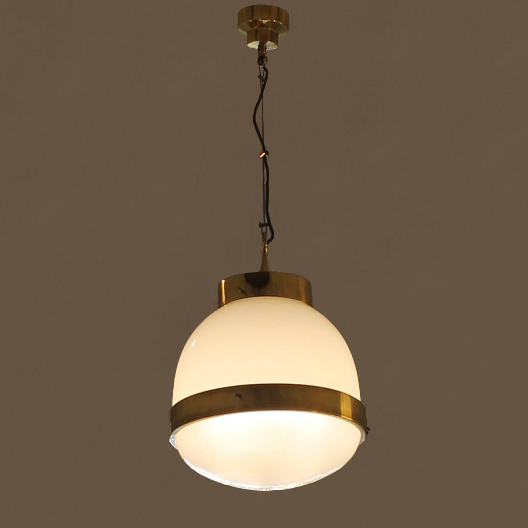 1960´s Large Delta Lantern by Sergio Mazza for Artemide, brass, glass - Italy In Excellent Condition In Girona, ES
