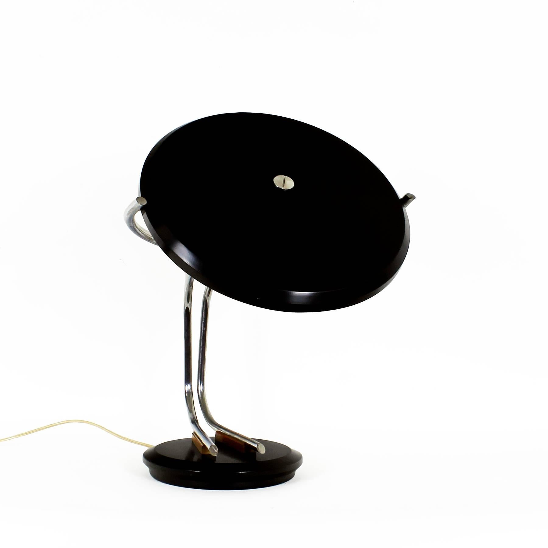 Lacquered Mid-Century Modern Chrome-Plated Metal Desk Lamp by Fase - Spain For Sale
