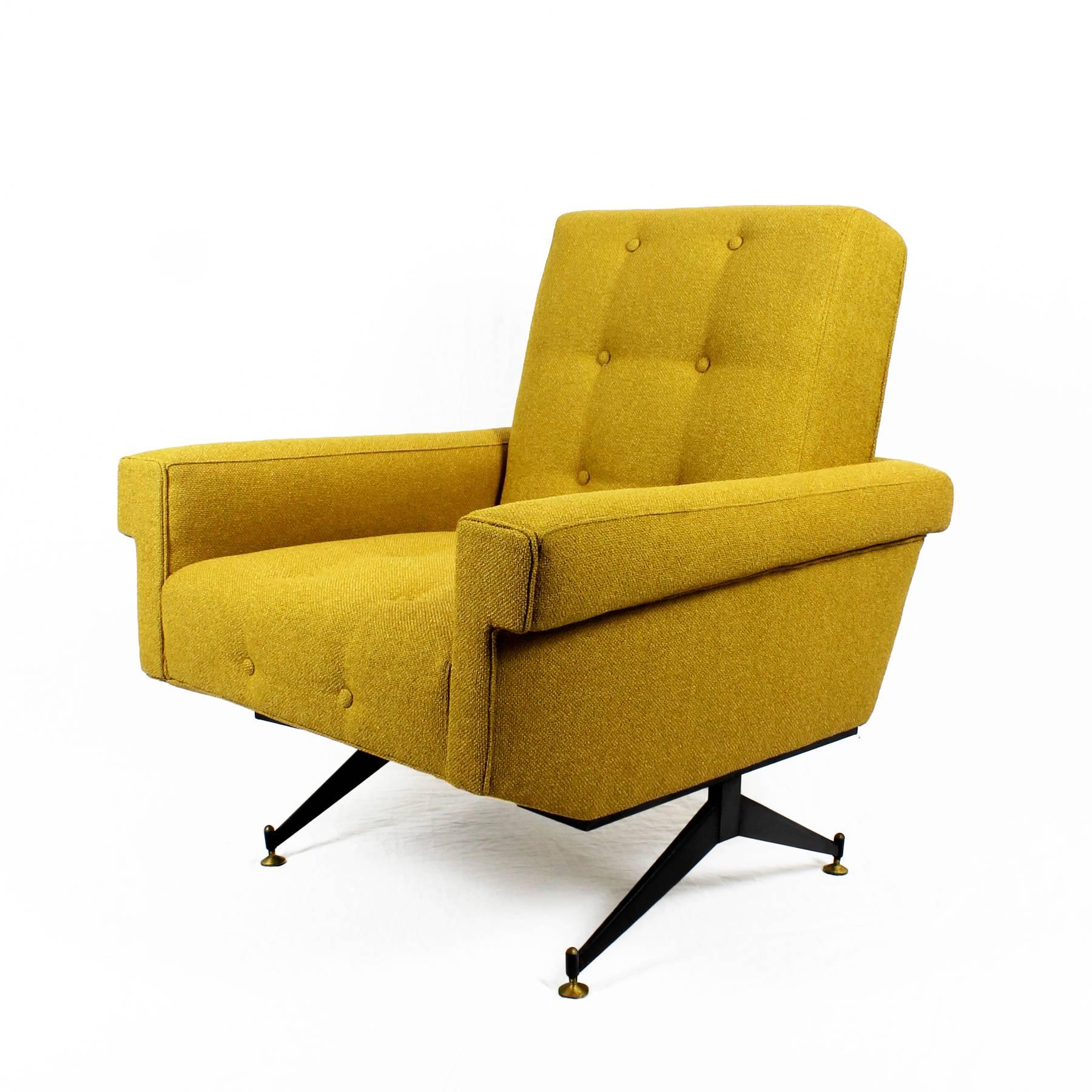Mid-Century Modern 1960s Pair of Padded Armchairs, Yellow and Black, Steel, Upholstery, Italy