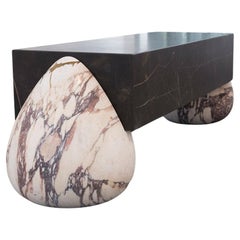 Sitzbank aus Marmor Sahara Noir & Calacatta Macchia Vecchia Flint von Serafini