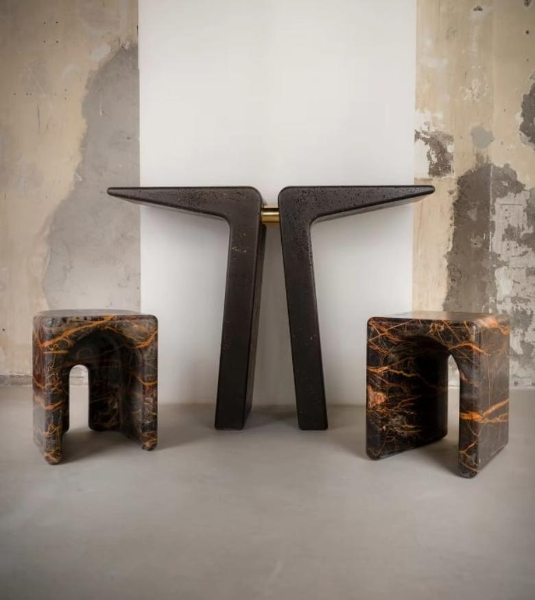 italien Console Wing en marbre par Serafini en vente