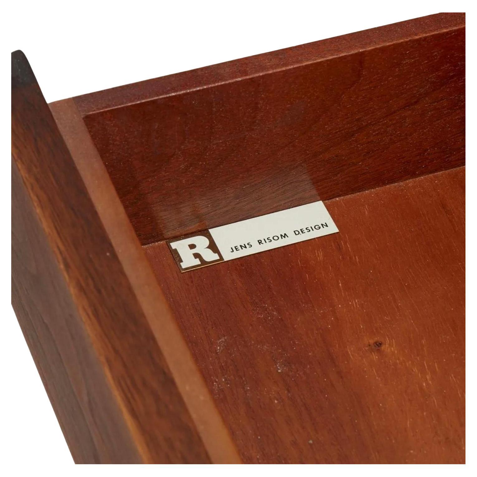 Woodwork Mid century American Modern Walnut 8-Drawer Dresser by Jens Risom For Sale