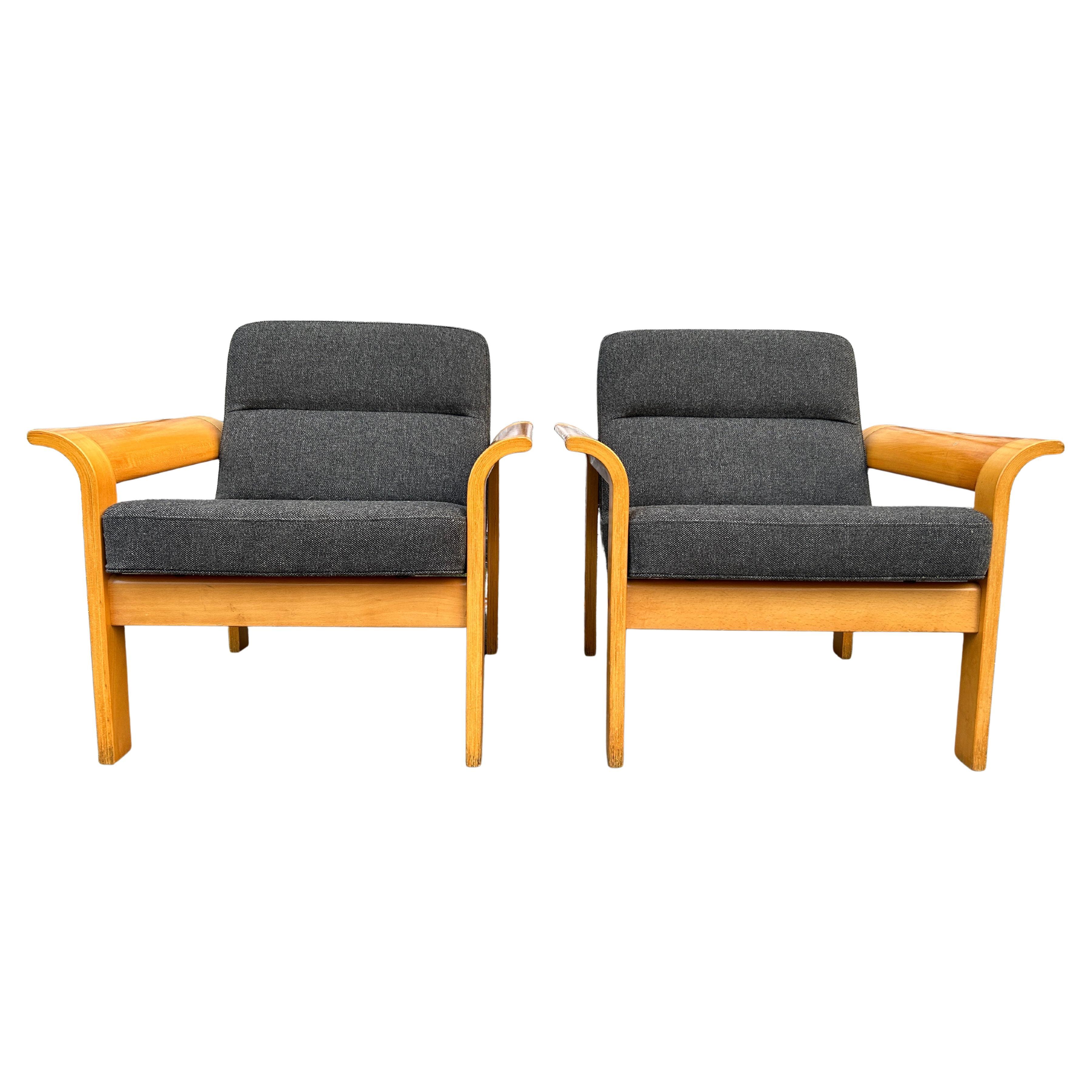 Pair of Danish modern Mid-Century Lounge Chairs Blonde Bentwood Arms