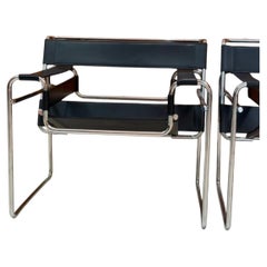 Pair of Vintage Mid Century Modern Black Leather Wassily Lounge Chairs for Knoll