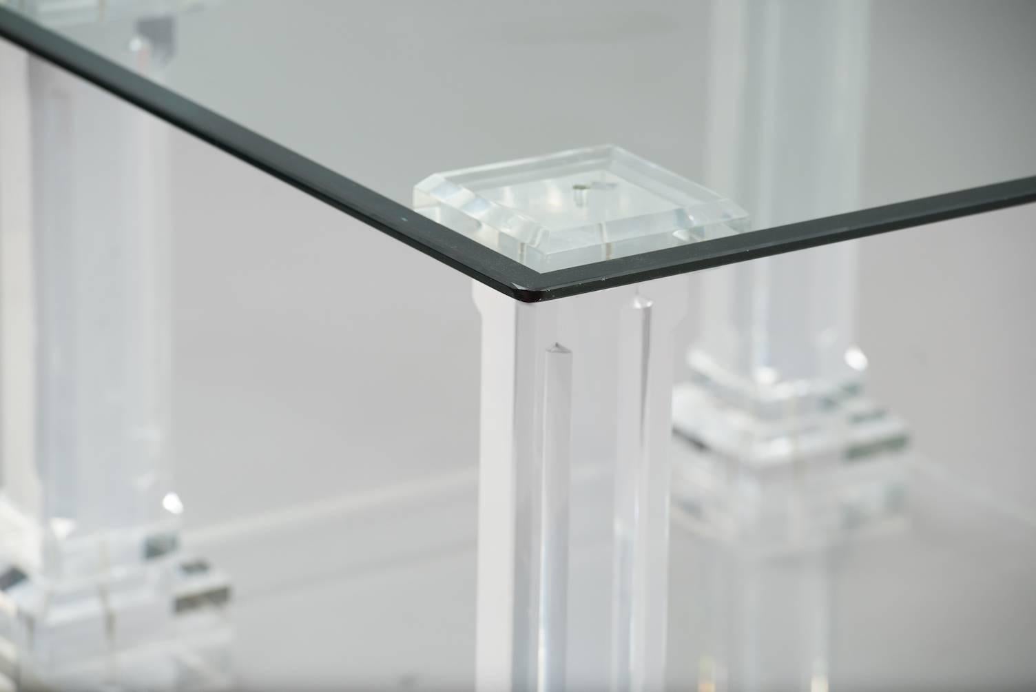 Mid-Century Modern Italian lucite and glass Side Table For Sale