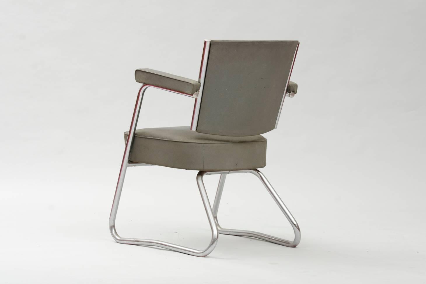 Bauhaus Modernist Desk Chair For Sale