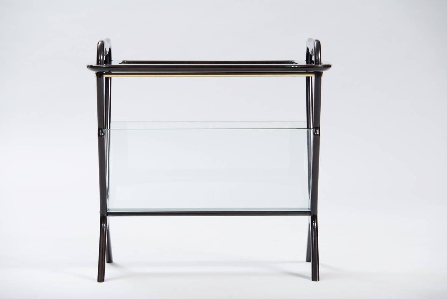 Ico Parisi Attributed Side Table with Magazine Rack In Excellent Condition In Porto, PT