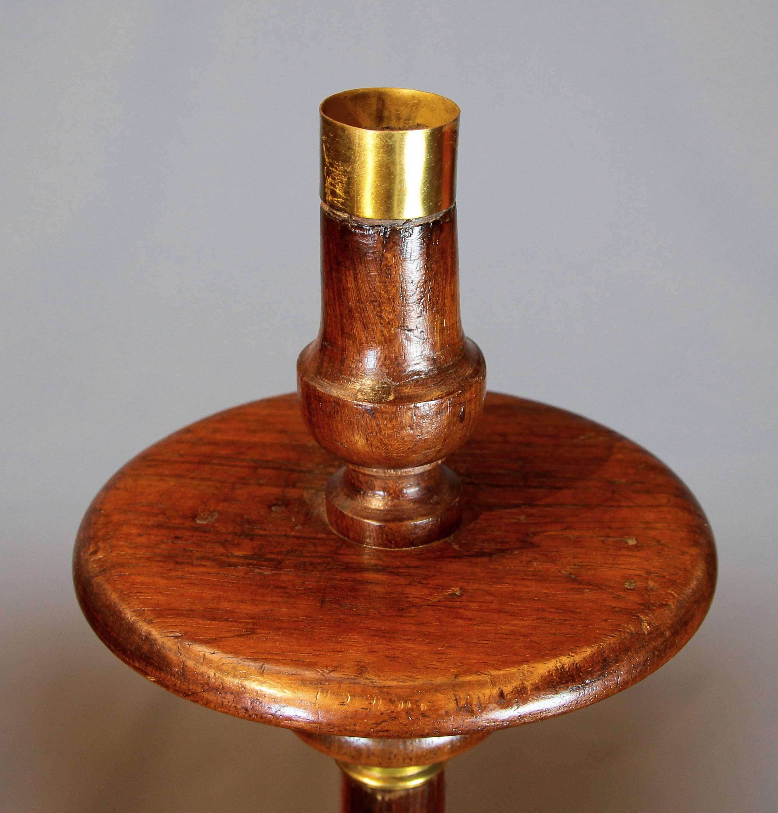  17th Century Set of Six Brazilian Rosewood Candlesticks In Good Condition For Sale In Lisbon, PT