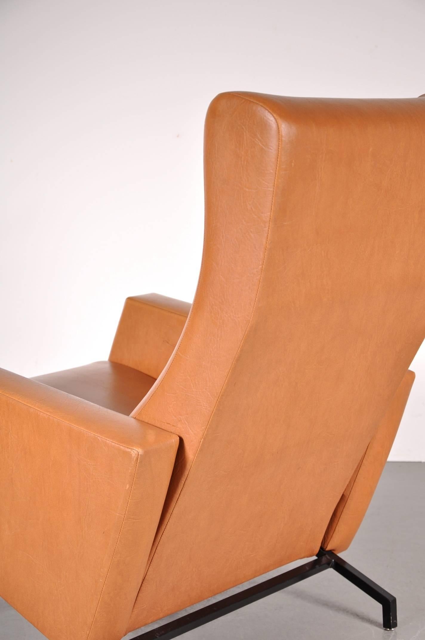 Trelax Chair by Pierre Guariche, Manufactured by Meurop, Belgium, circa 1950 3