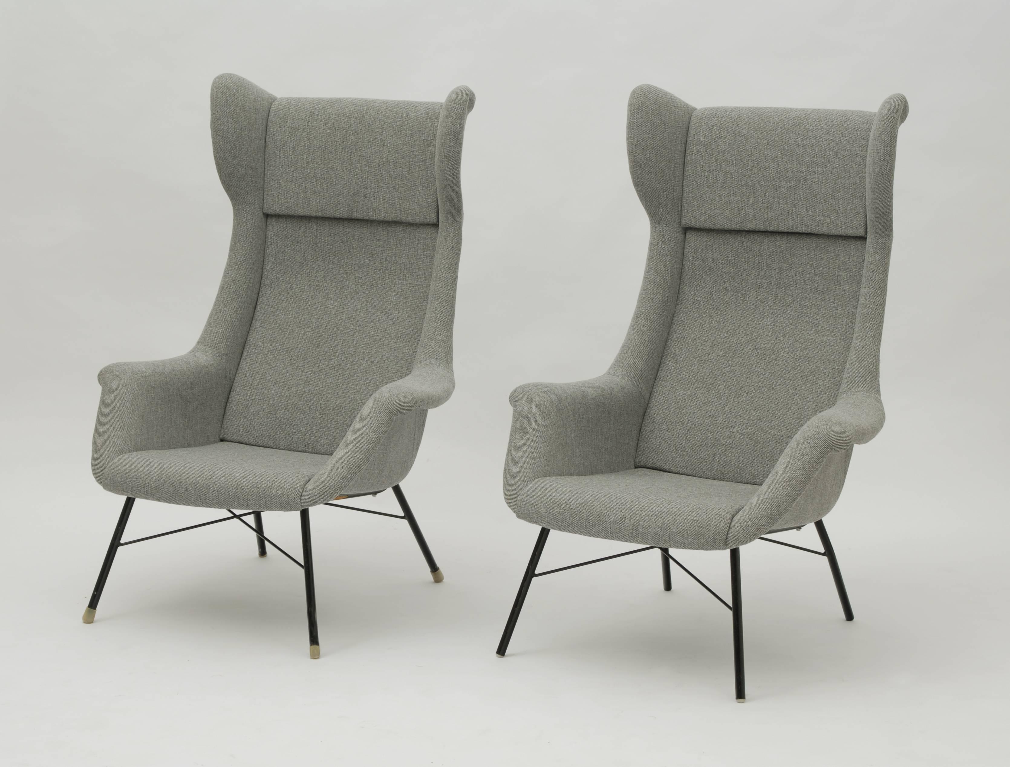 Mid-Century Modern Set of 2 Wingback Easy Chairs by Miroslav Navratil for Cesky Nabytek, circa 1950