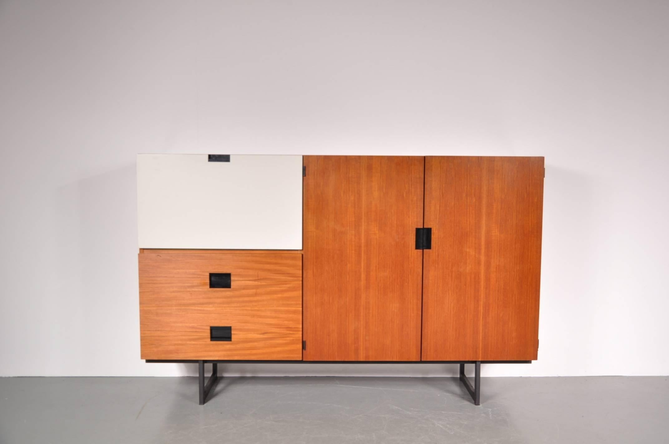 Japanese Series Cabinet by Cees Braakman for Pastoe, Netherlands, circa 1960 In Good Condition In Amsterdam, NL