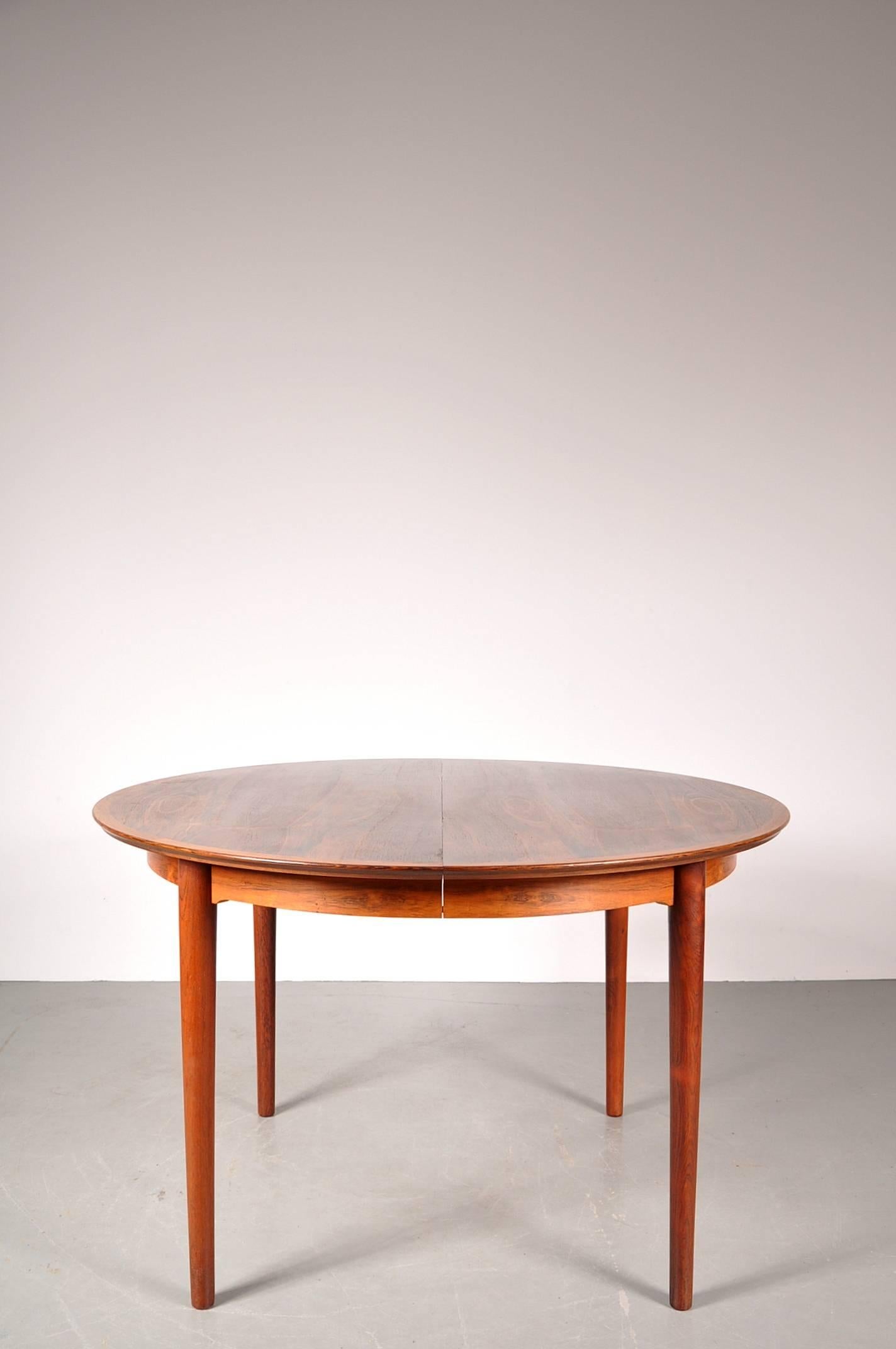 Extendable Dining Table by Arne Vodder for Sibast, Denmark, circa 1950 2