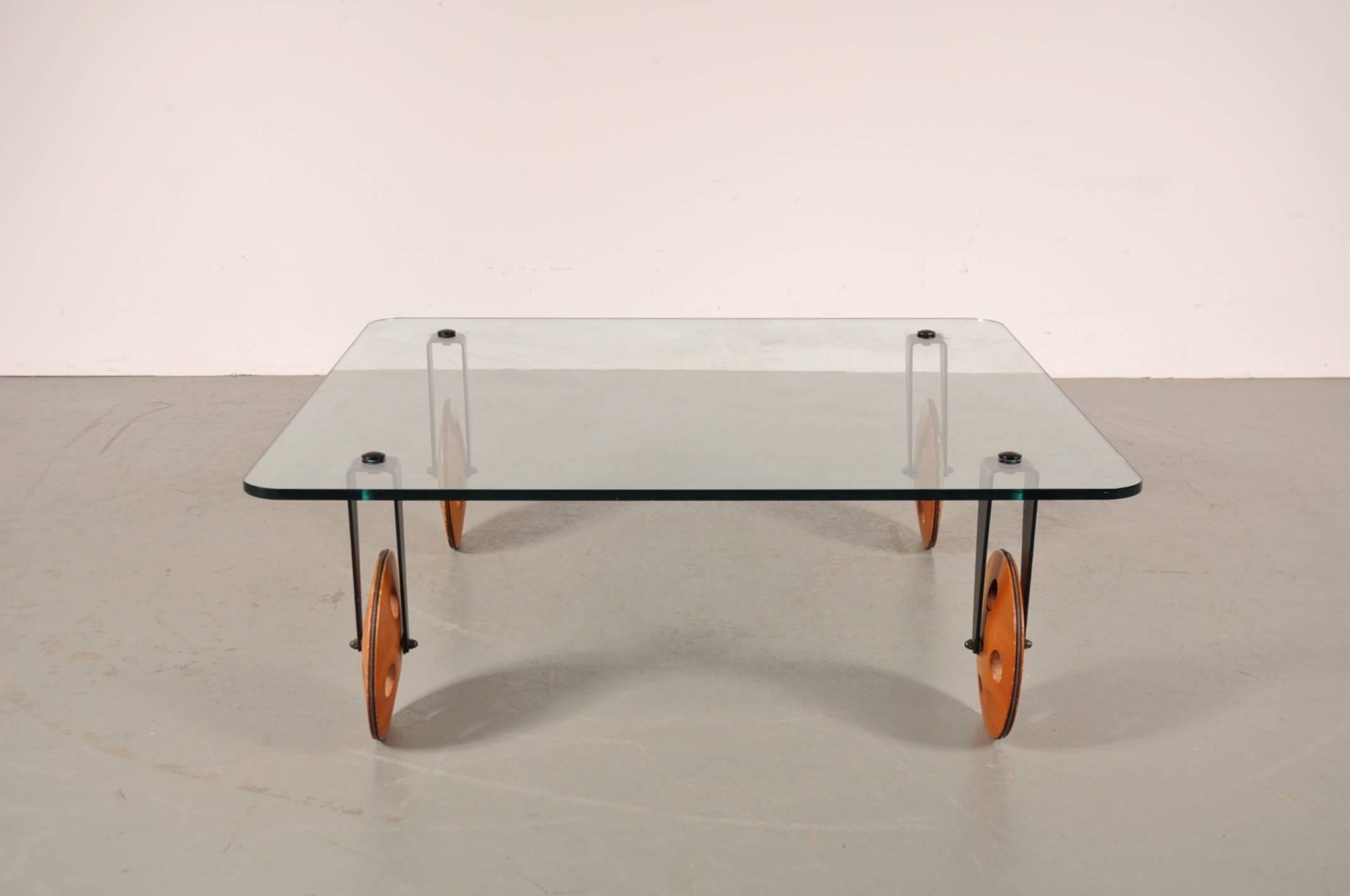 Coffee Table in the Style of Gae Aulenti for Fontana Arte, Italy, circa 1960s 1