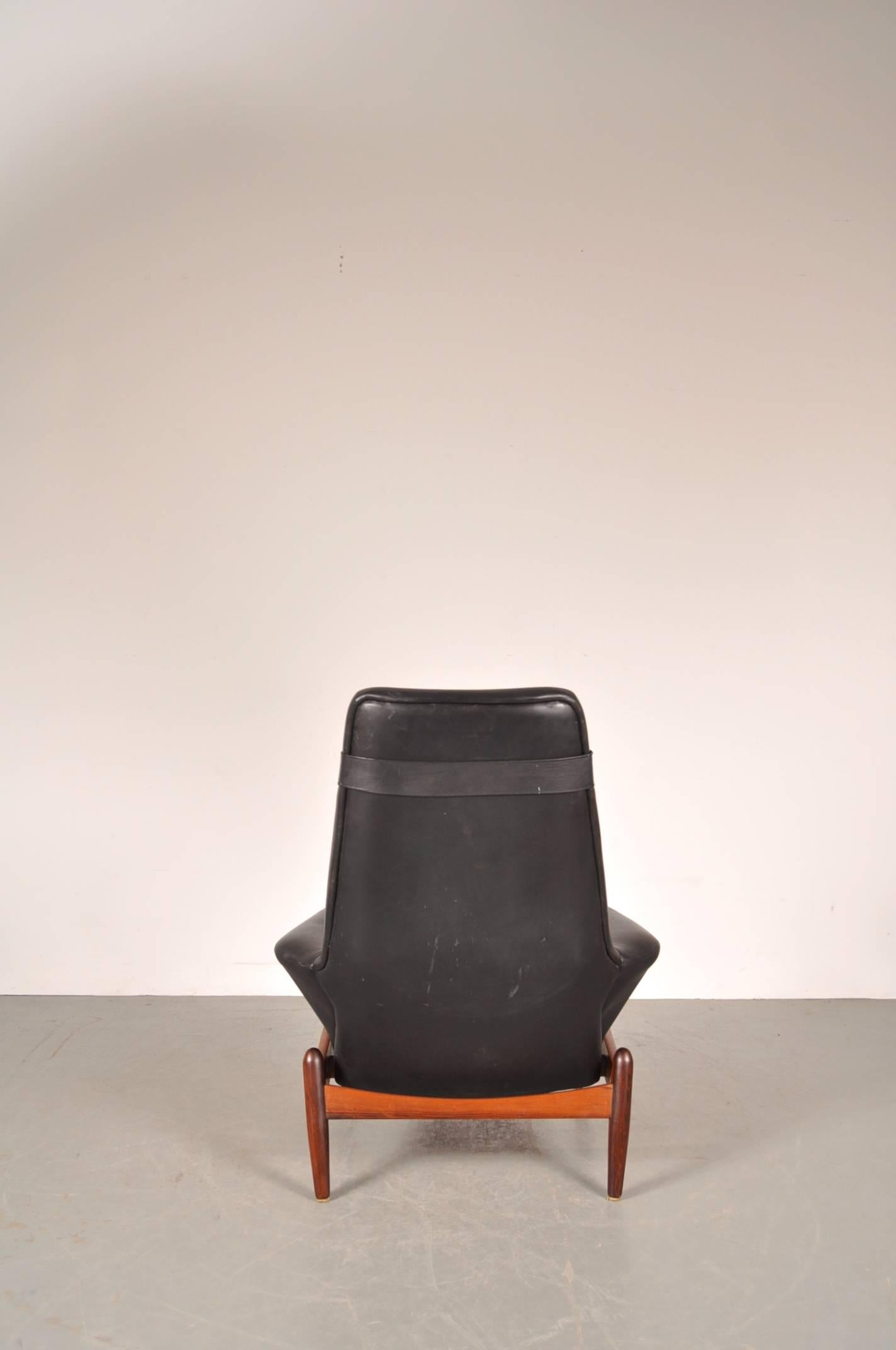 Easy Chair by Ib Kofod-Larsen for Bovenkamp, Netherlands, circa 1960 1