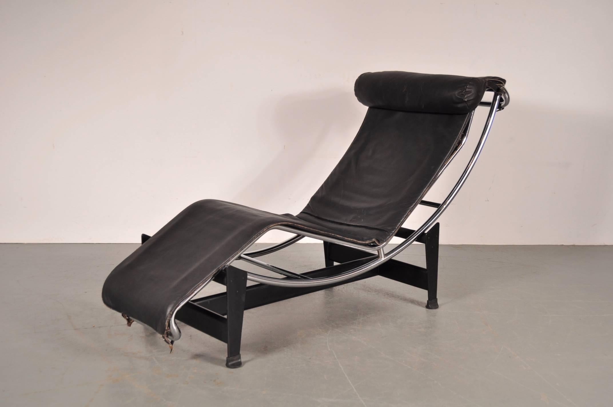 Late 20th Century LC4 Chaise Longue by Le Corbusier for Cassina, Italy, circa 1970