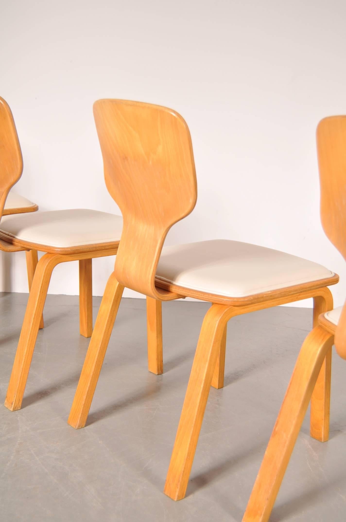 Set of Four Dining Chairs Model T-0635B by Katsuo Matsumura for Tendo, Japan In Good Condition In Amsterdam, NL