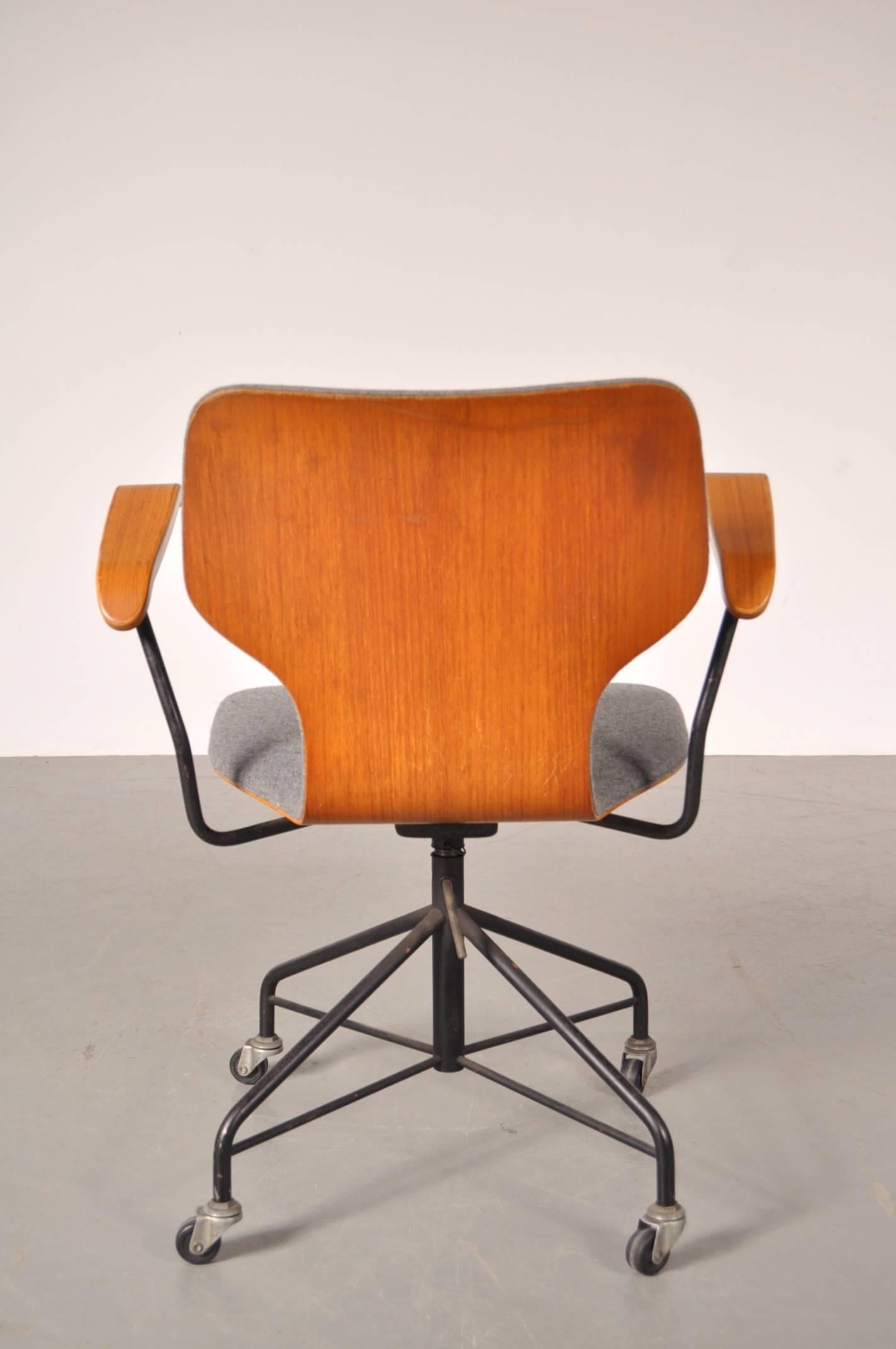Mid-Century Modern Office Chair by Isamu Kenmochi for Tendo, Japan, circa 1950