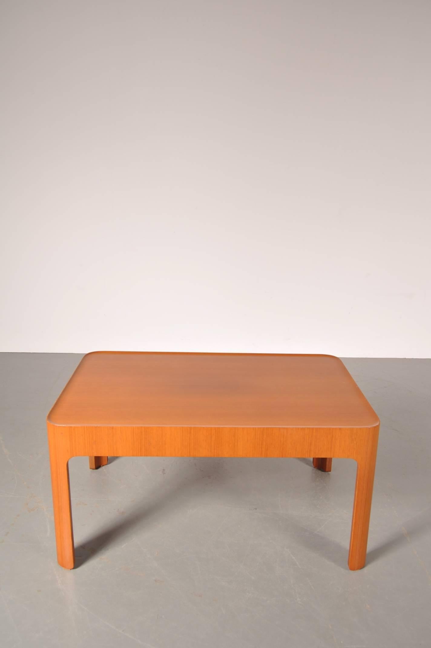 Mid-Century Modern Coffee or Side Table by Isamu Kenmochi for Tendo, Japan, 1967