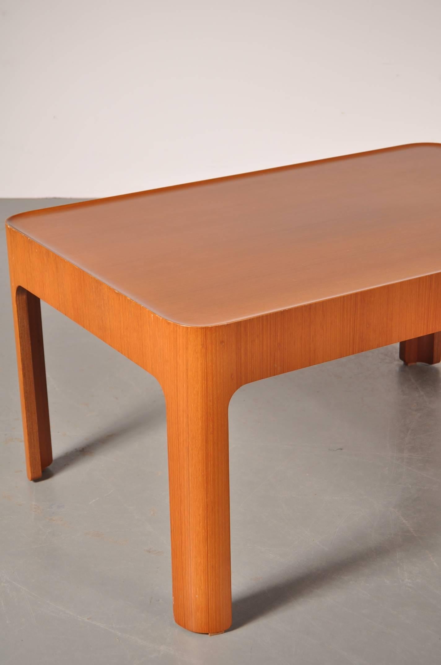 Coffee or Side Table by Isamu Kenmochi for Tendo, Japan, 1967 In Good Condition In Amsterdam, NL