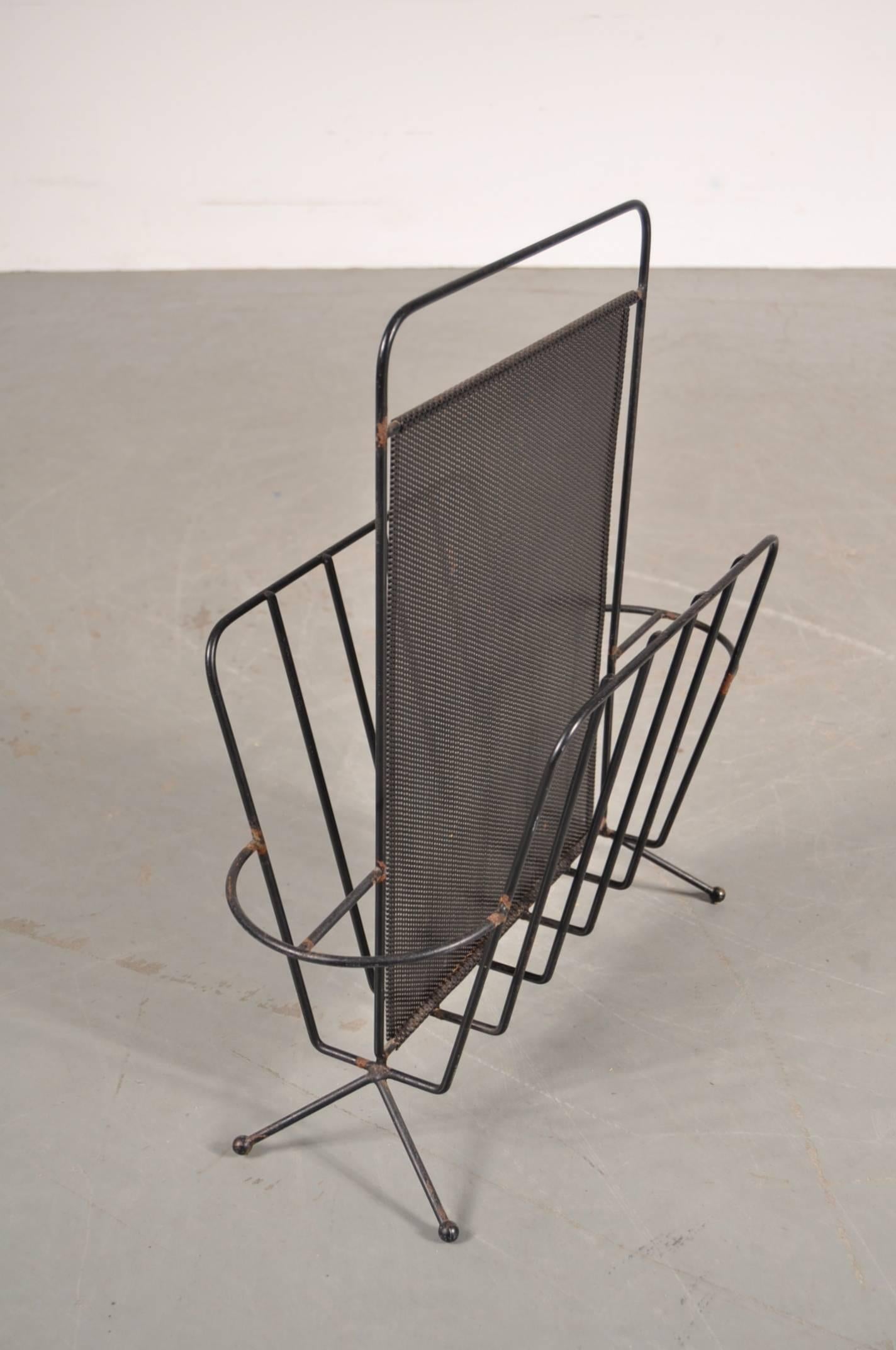 Magazine Holder by Mathieu Matégot for Artimeta Netherlands, circa 1950 In Good Condition For Sale In Amsterdam, NL