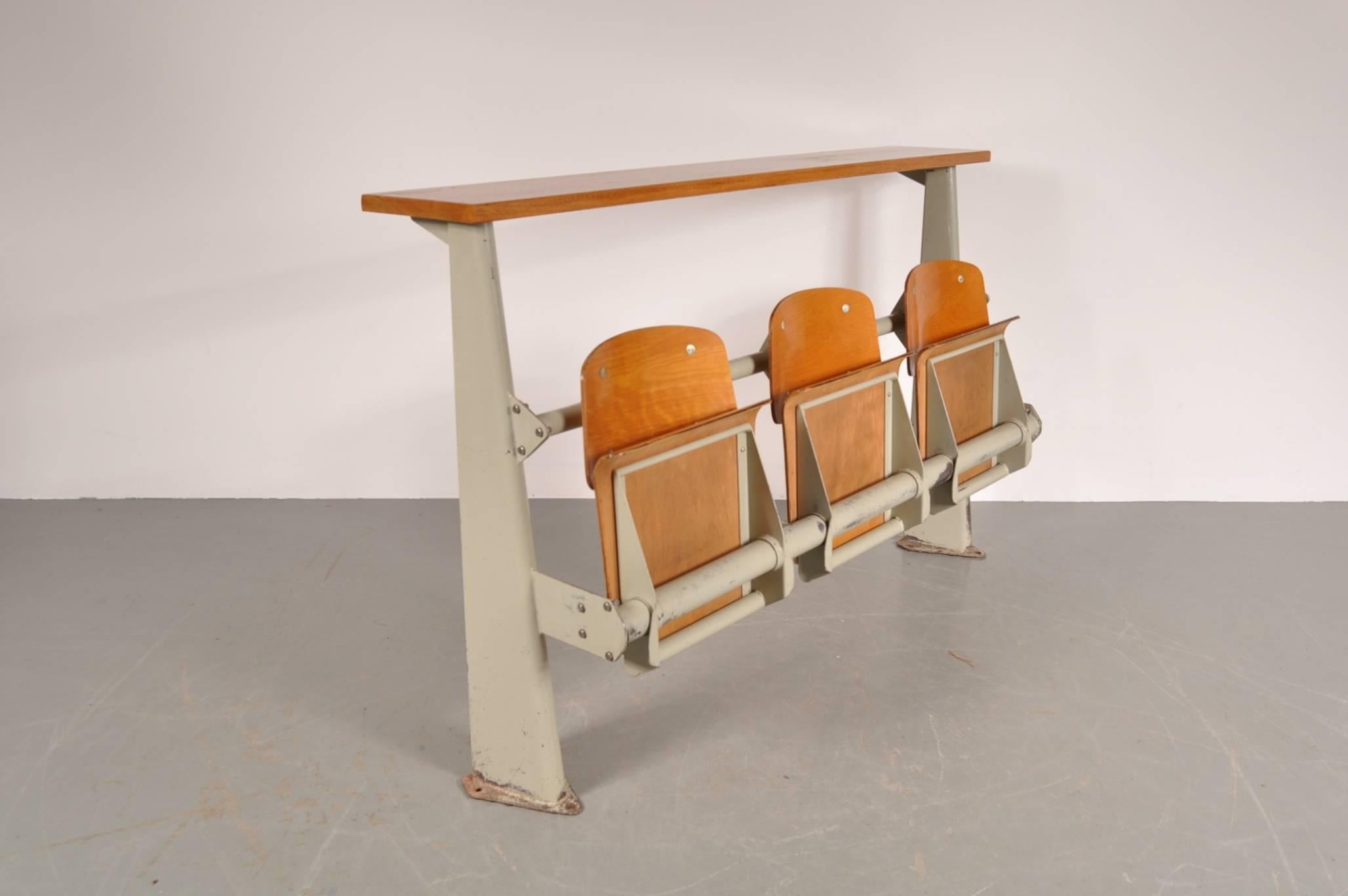 Outstanding three-seat bench 