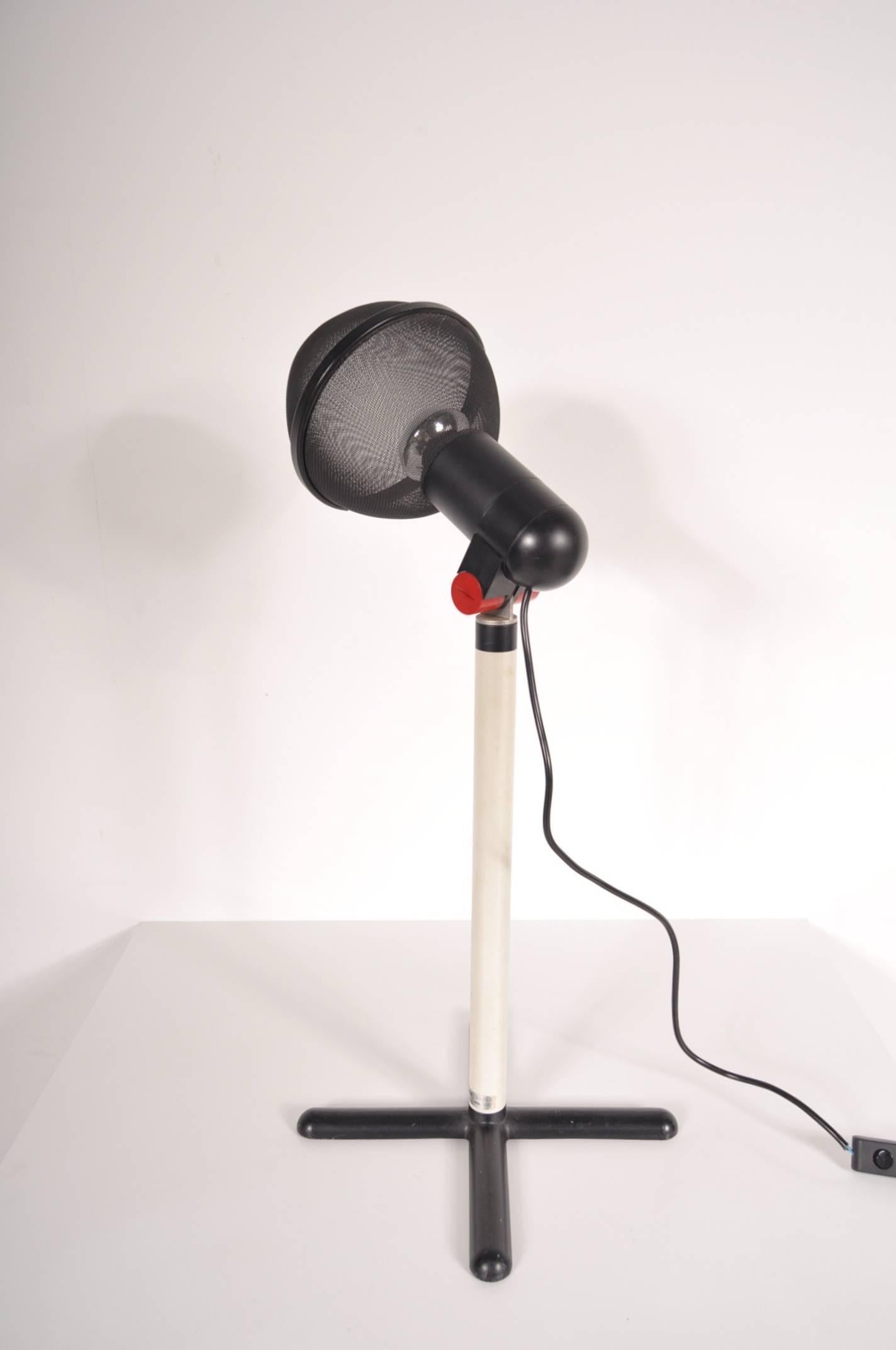 Beautiful pop-art style table lamp model 