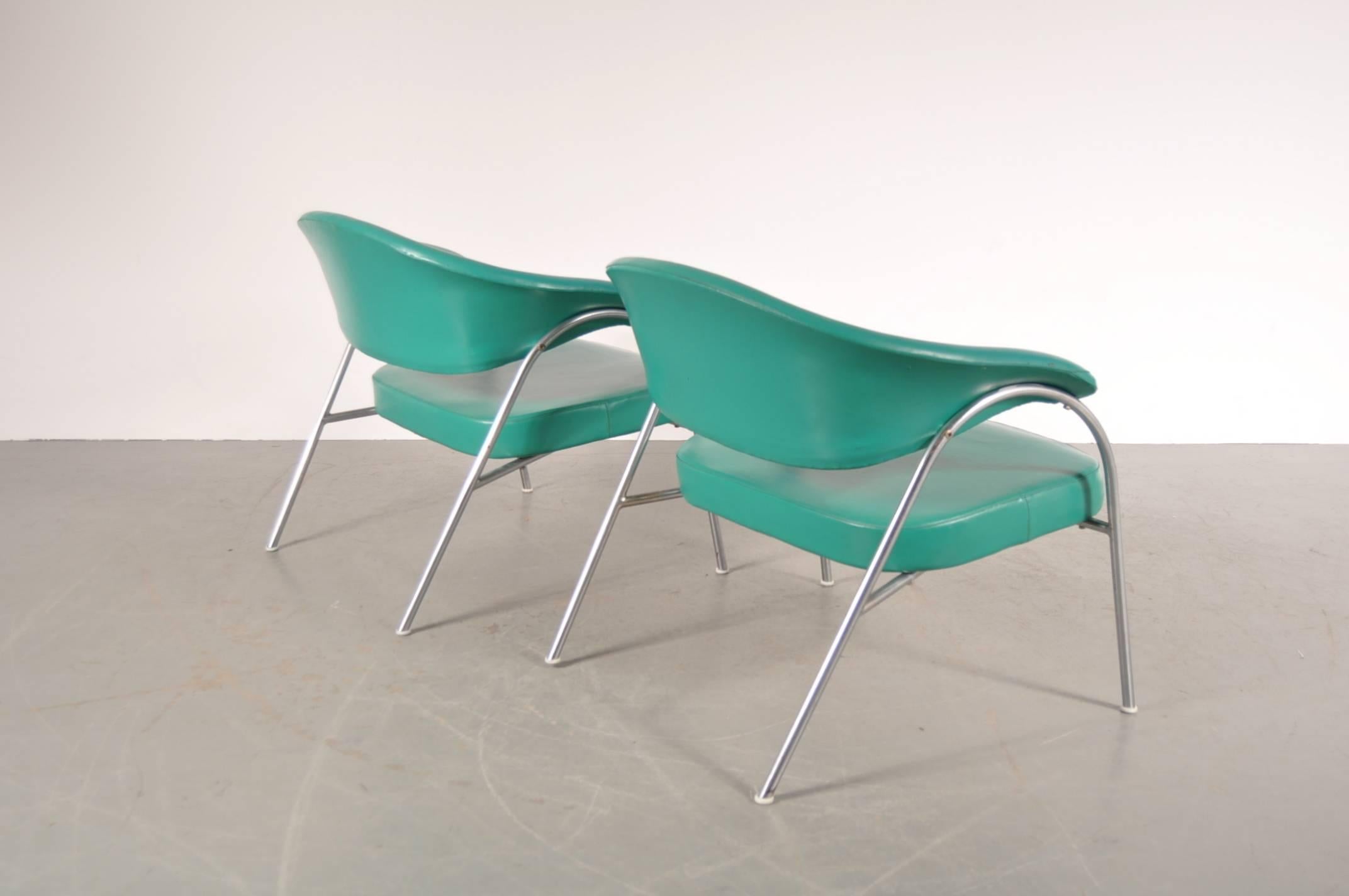 Italian Pair of Rare Easy Chairs Produced by Arflex, Italy, circa 1960