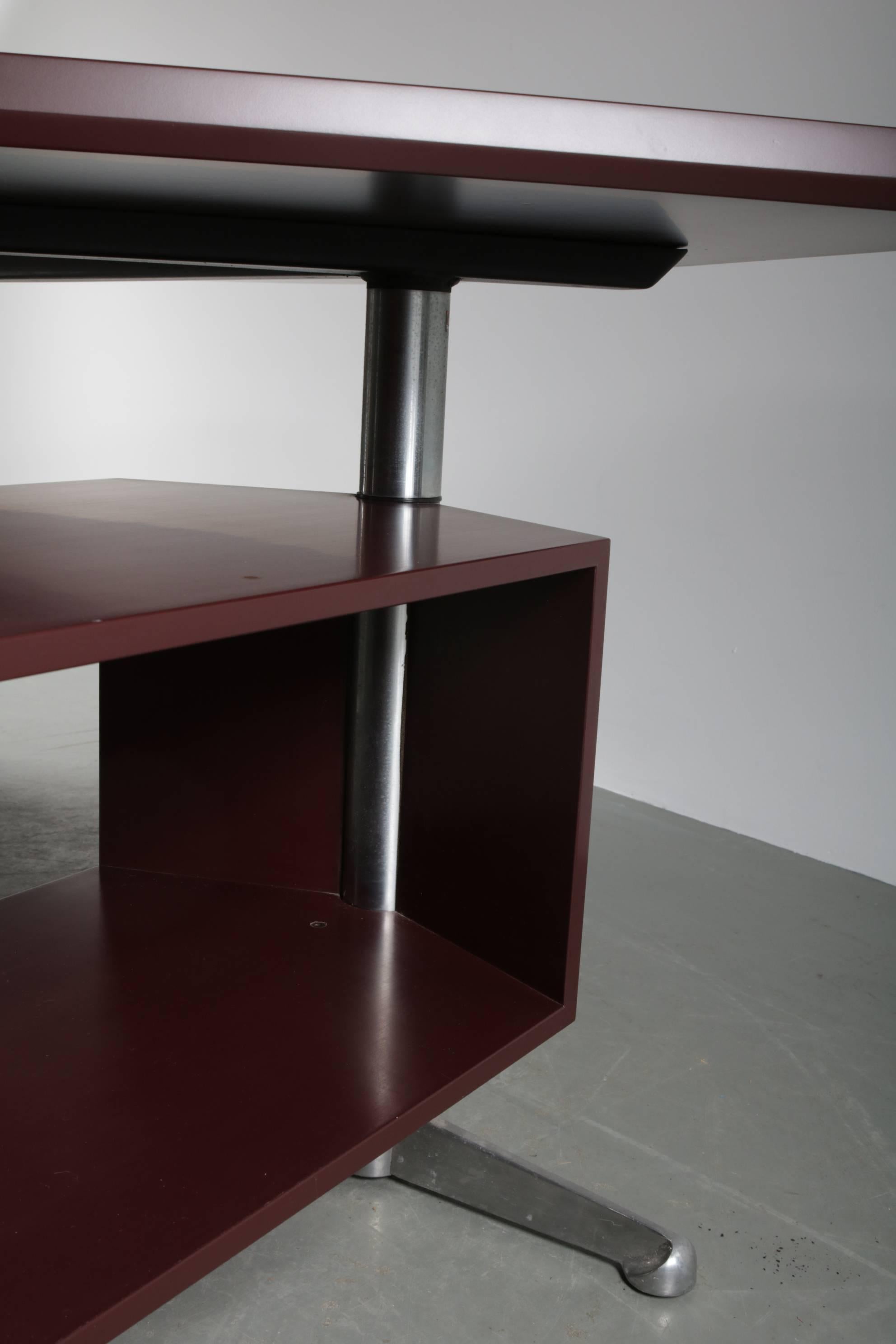 20th Century Executive Desk by Osvaldo Borsani for Tecno Milano, Italy, 1950s For Sale