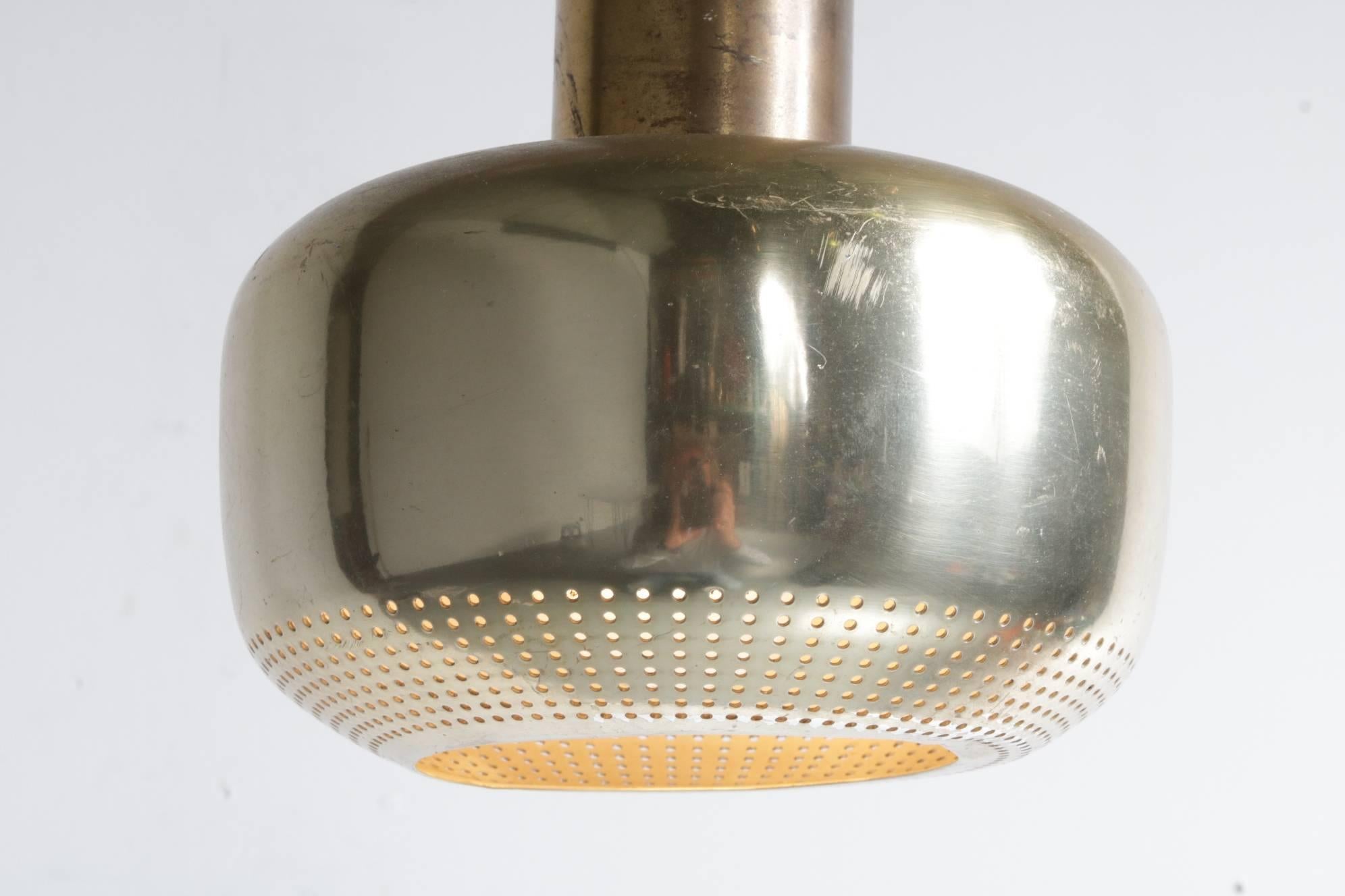 Pair of Pendant Lamps by Vilhelm Lauritzen for Louis Poulsen, Denmark, 1960 In Good Condition In Amsterdam, NL