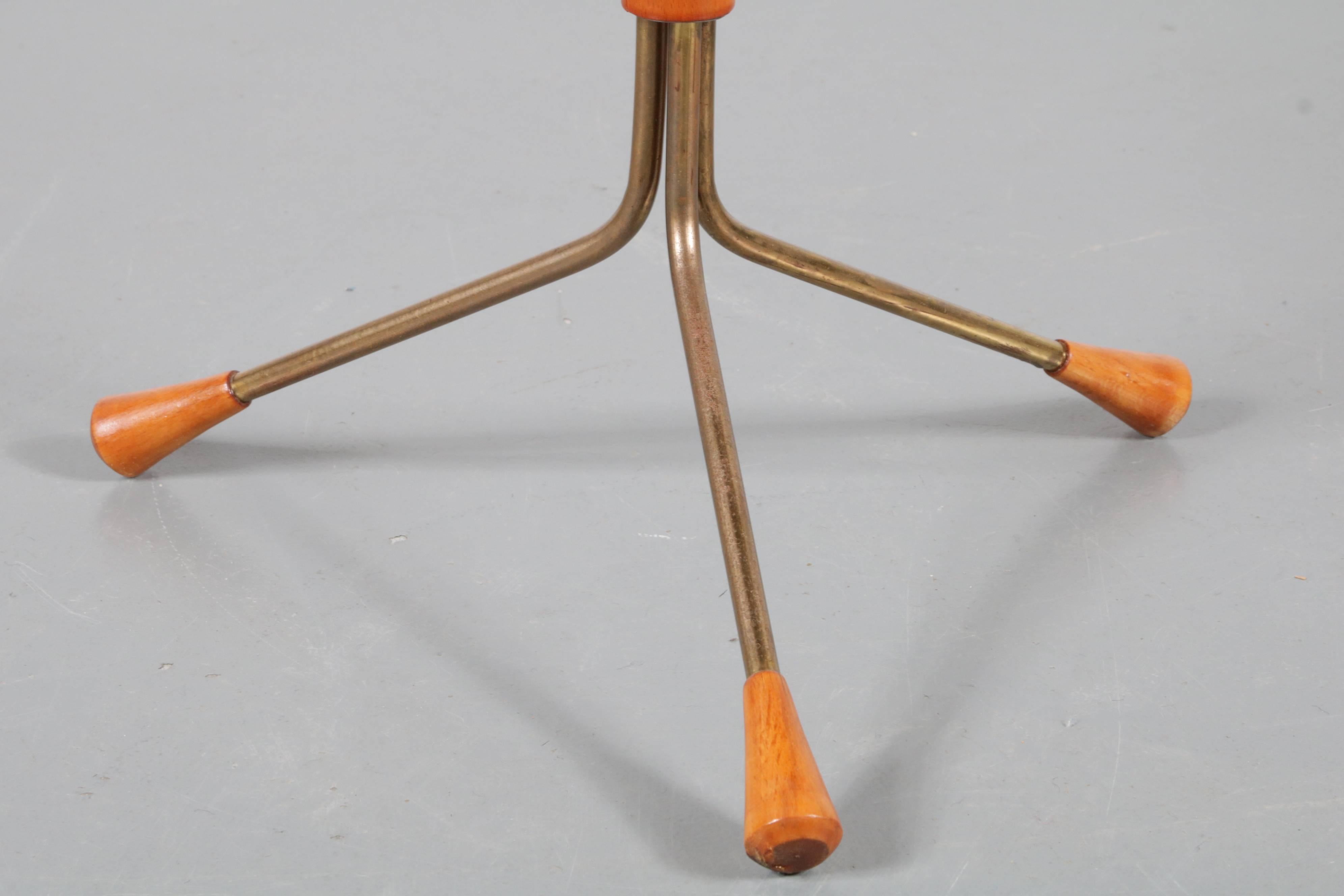 Tripod Side Table by Albert Larsson for Tibro, Sweden 1950 In Good Condition In Amsterdam, NL