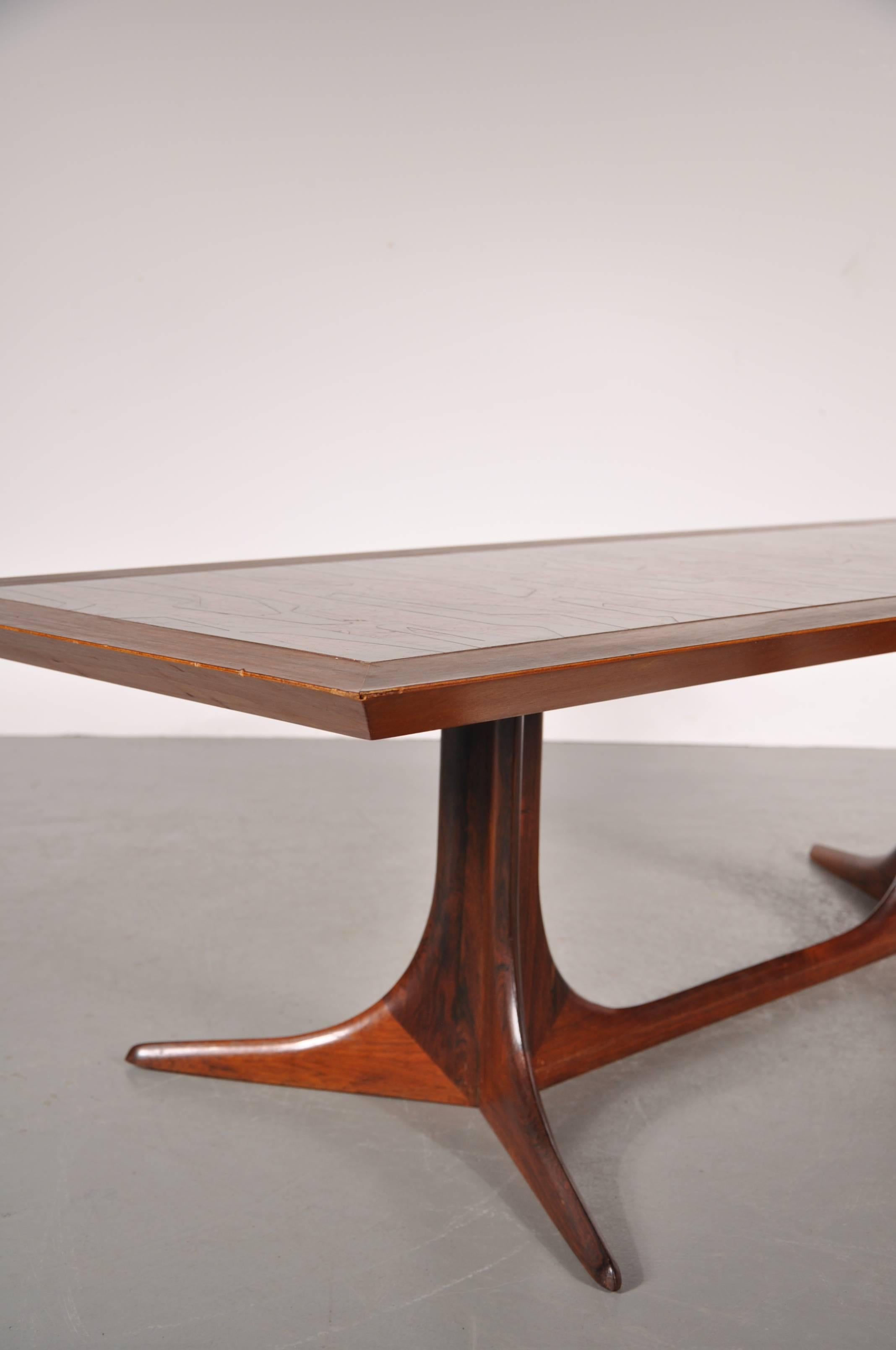 Rosewood Danish Coffee Table, circa 1960 1