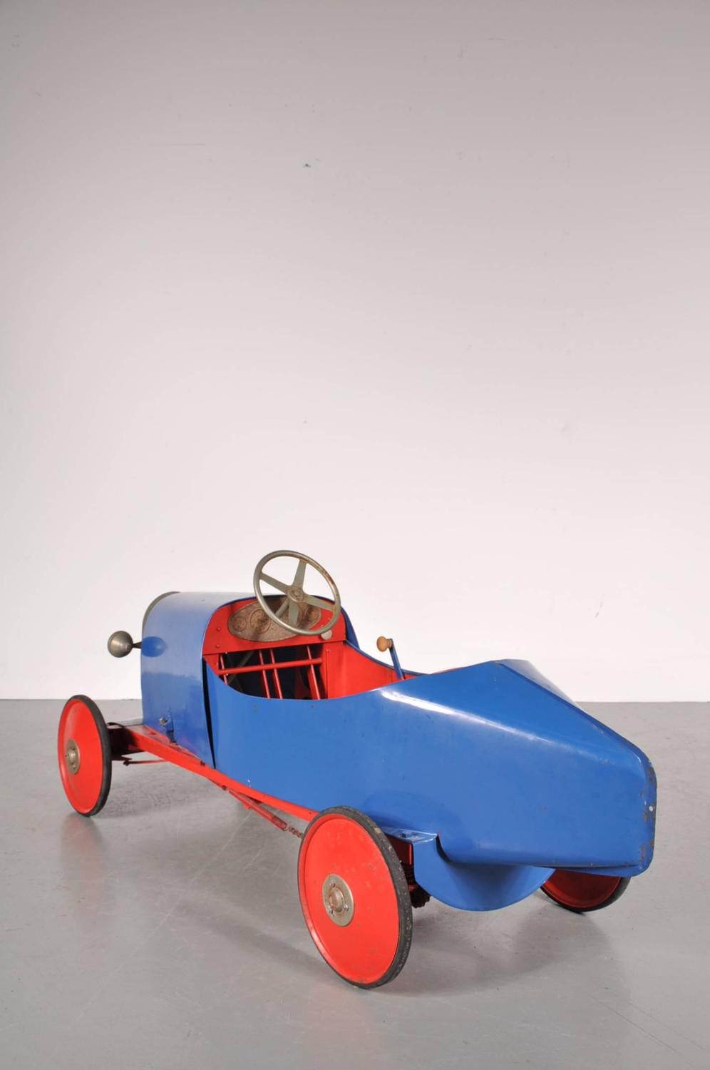 Eureka Children's Pedal Car, circa 1920 For Sale at 1stdibs