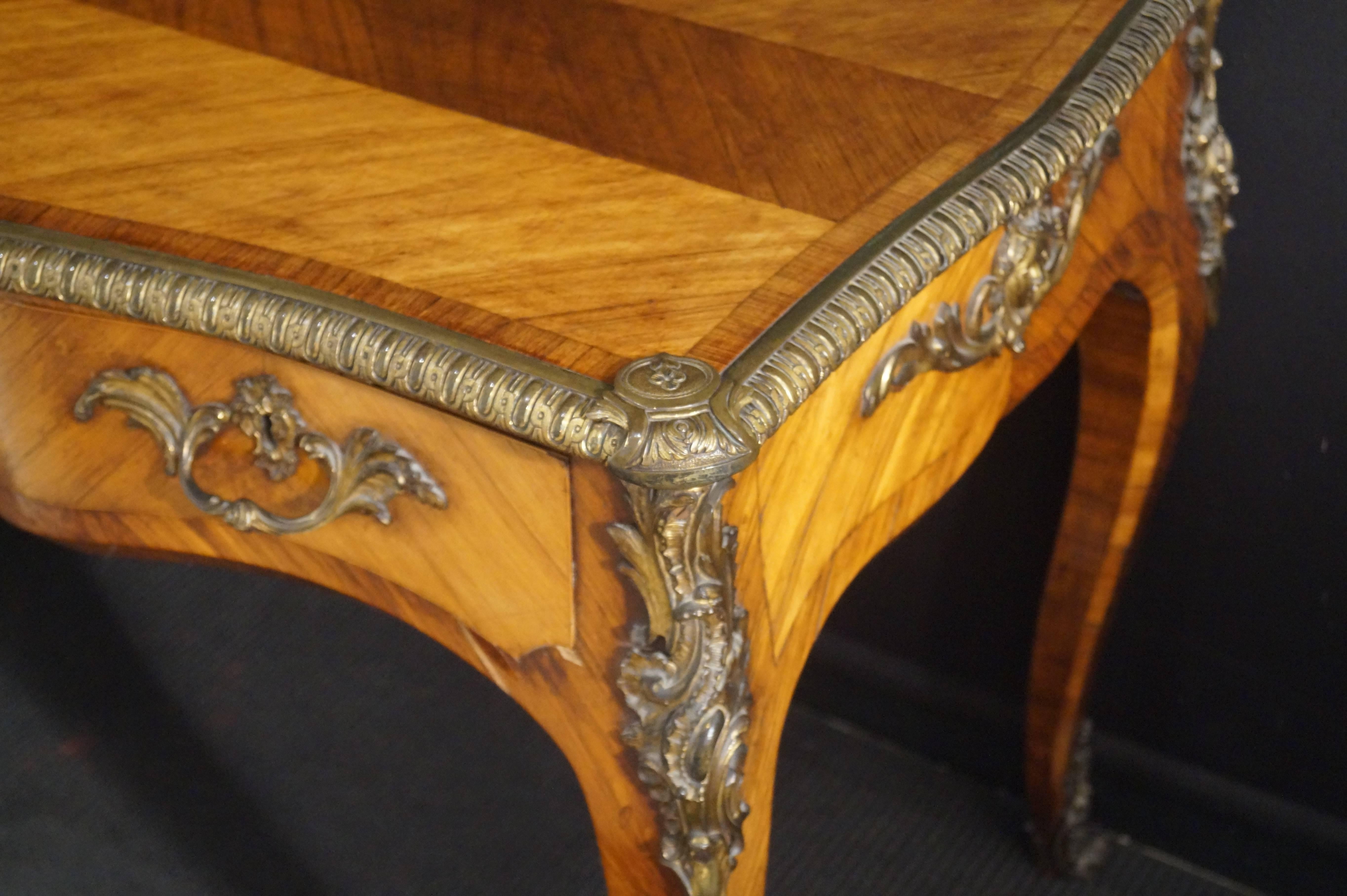 Exceptional Quality Louis XVI Style Desk For Sale 1