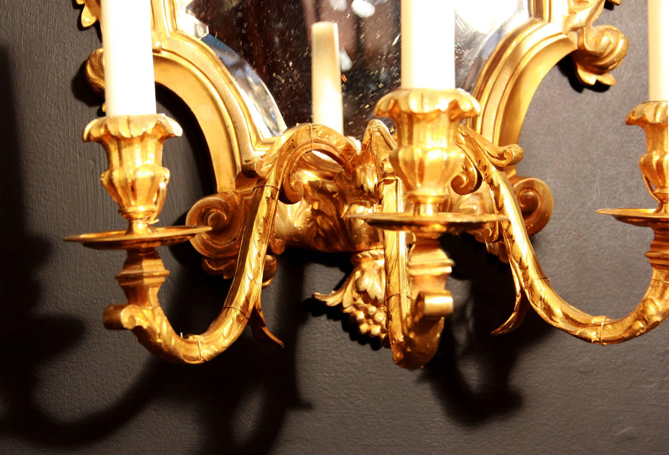 Louis XVI Style Mirrored Girandole In Good Condition For Sale In London, GB