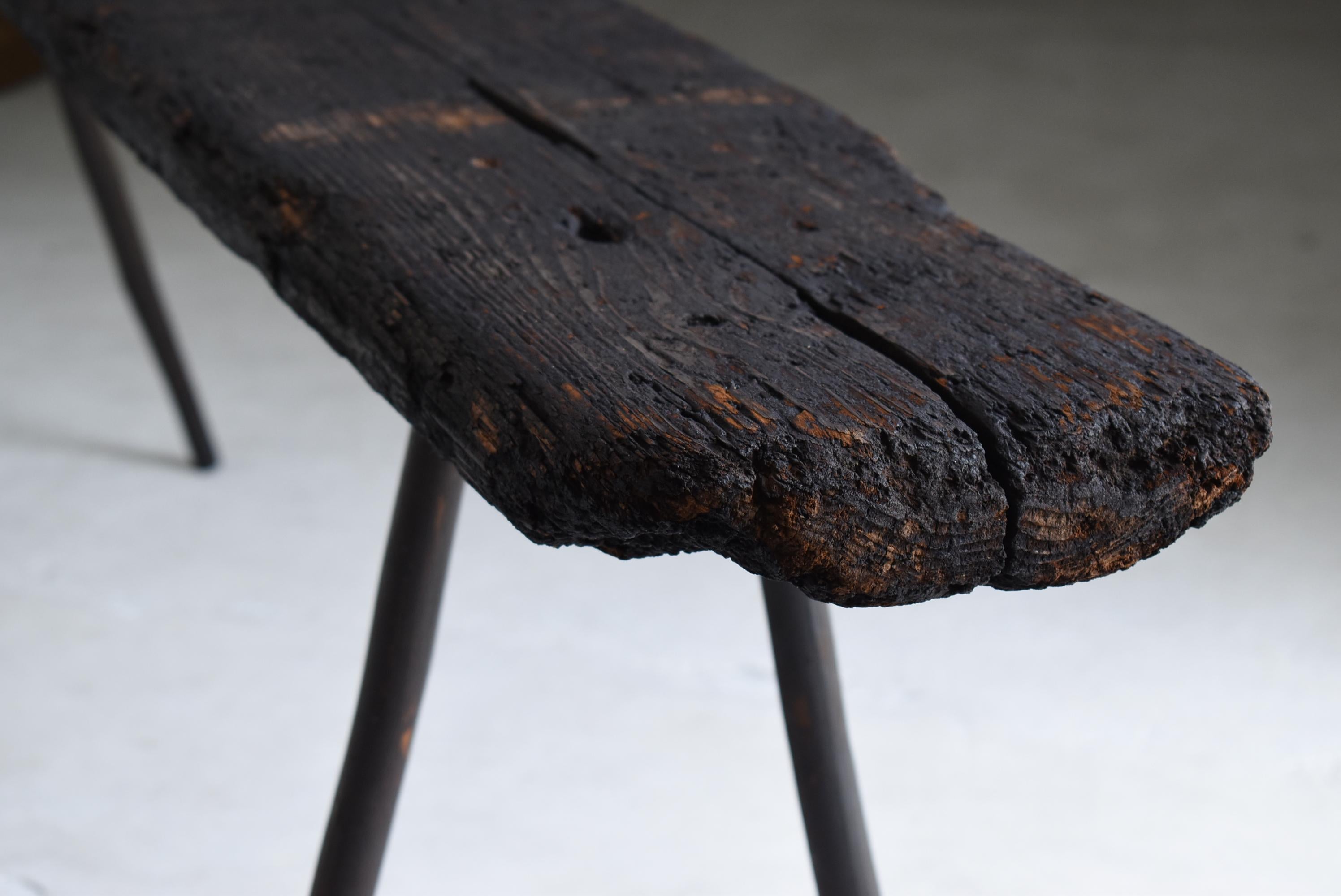Grande table d'exposition noire ancienne japonaise 1900s-1920s / table d'appoint Wabisabi en vente 7