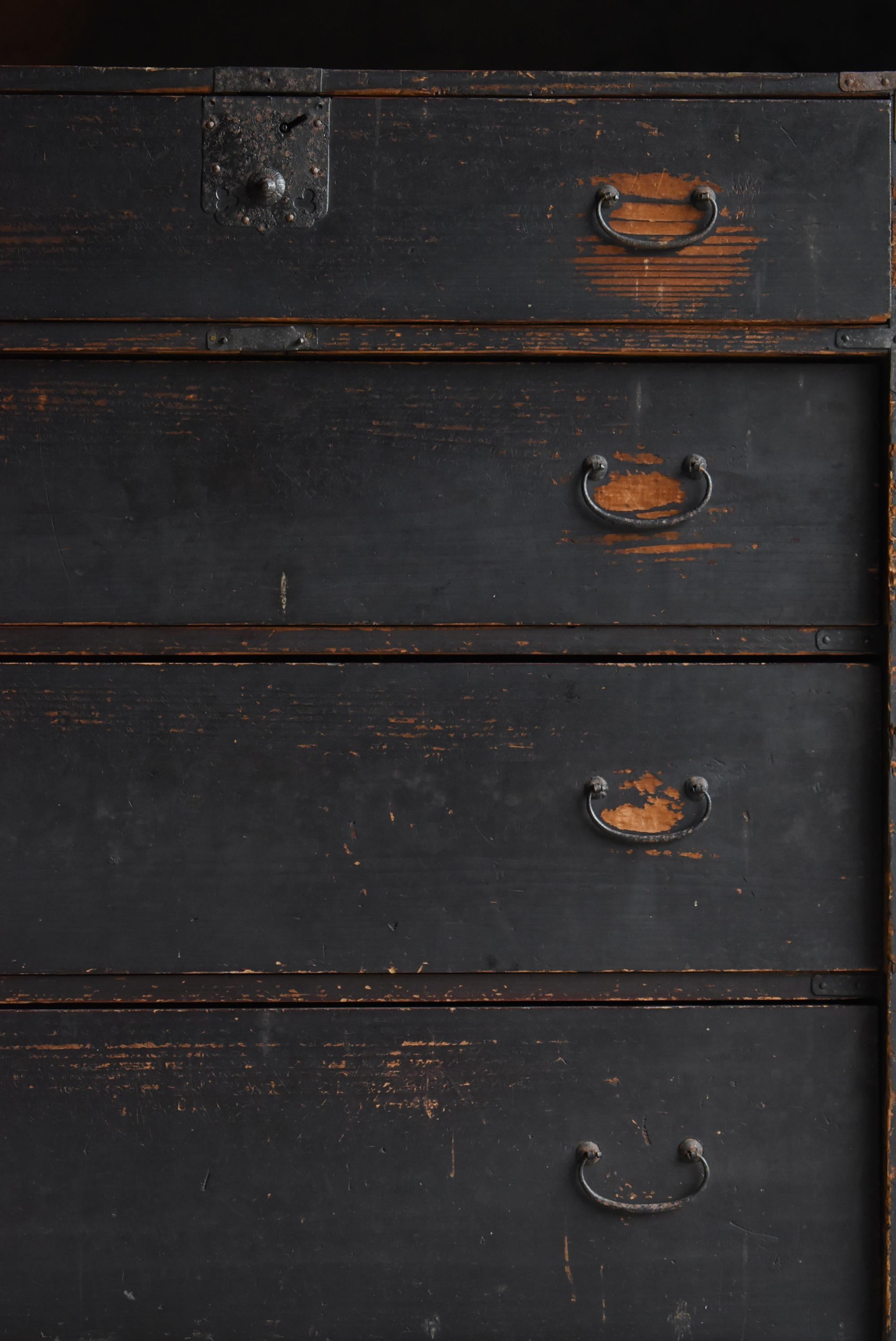 Tiroir de rangement noir ancien japonais 1860s-1900s / Tansu Sideboard Wabi Sabi en vente 8