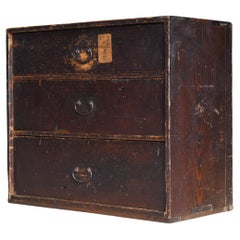 Commodes and Chests of Drawers