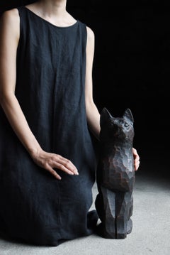 Escultura japonesa antigua de un perro tallada en madera, de los años 50 a los 70 / Arte popular primitivo