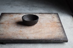 Japanische, primitive, handgeschnitzte Holzschale, Meiji-Zeit, 1860er–1900er Jahre / Wabi-Sabi