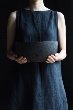 Japanische, primitive, handgeschnitzte Holzschale, Meiji-Zeit, 1860er–1900er Jahre / Wabi-Sabi