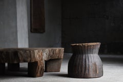 Japanischer Hocker aus Zelkova-Holz im Wabi-Sabi-Stil, 1860er–1900er Jahre / Beistellstuhl im Mingei-Stil
