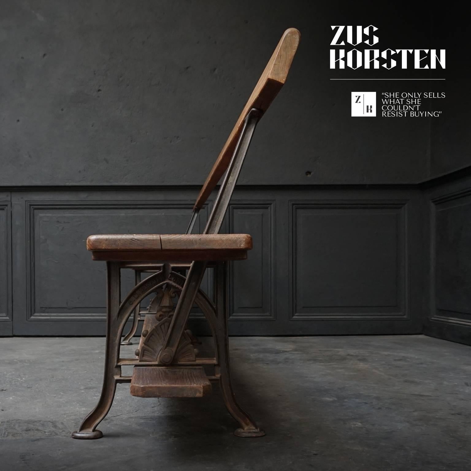bench with reversible backrest