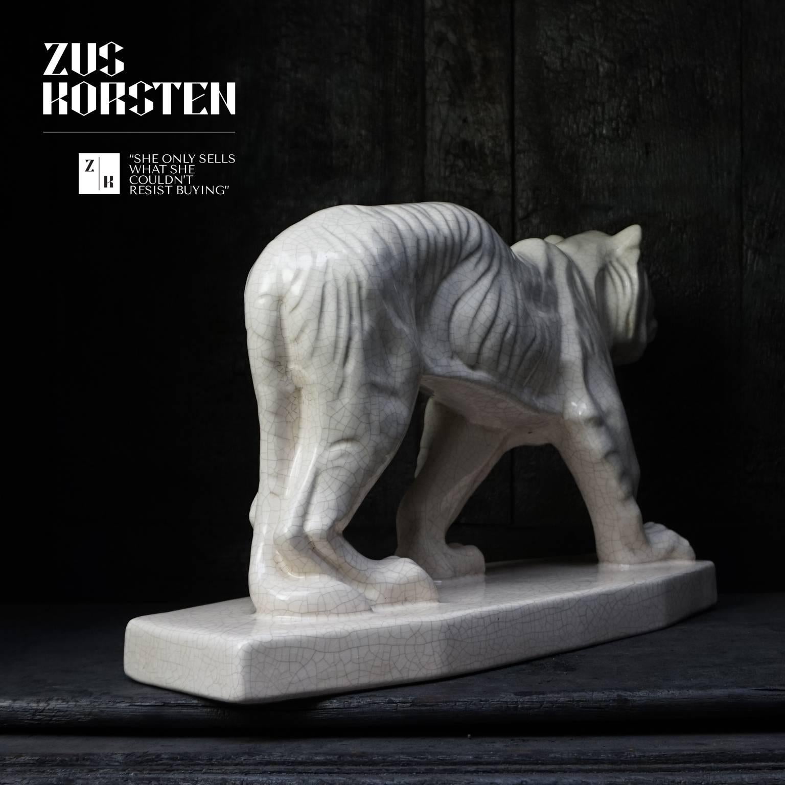 Émaux de Longwy Sculpture tigre émaillée craquelée Bon état à Haarlem, NL
