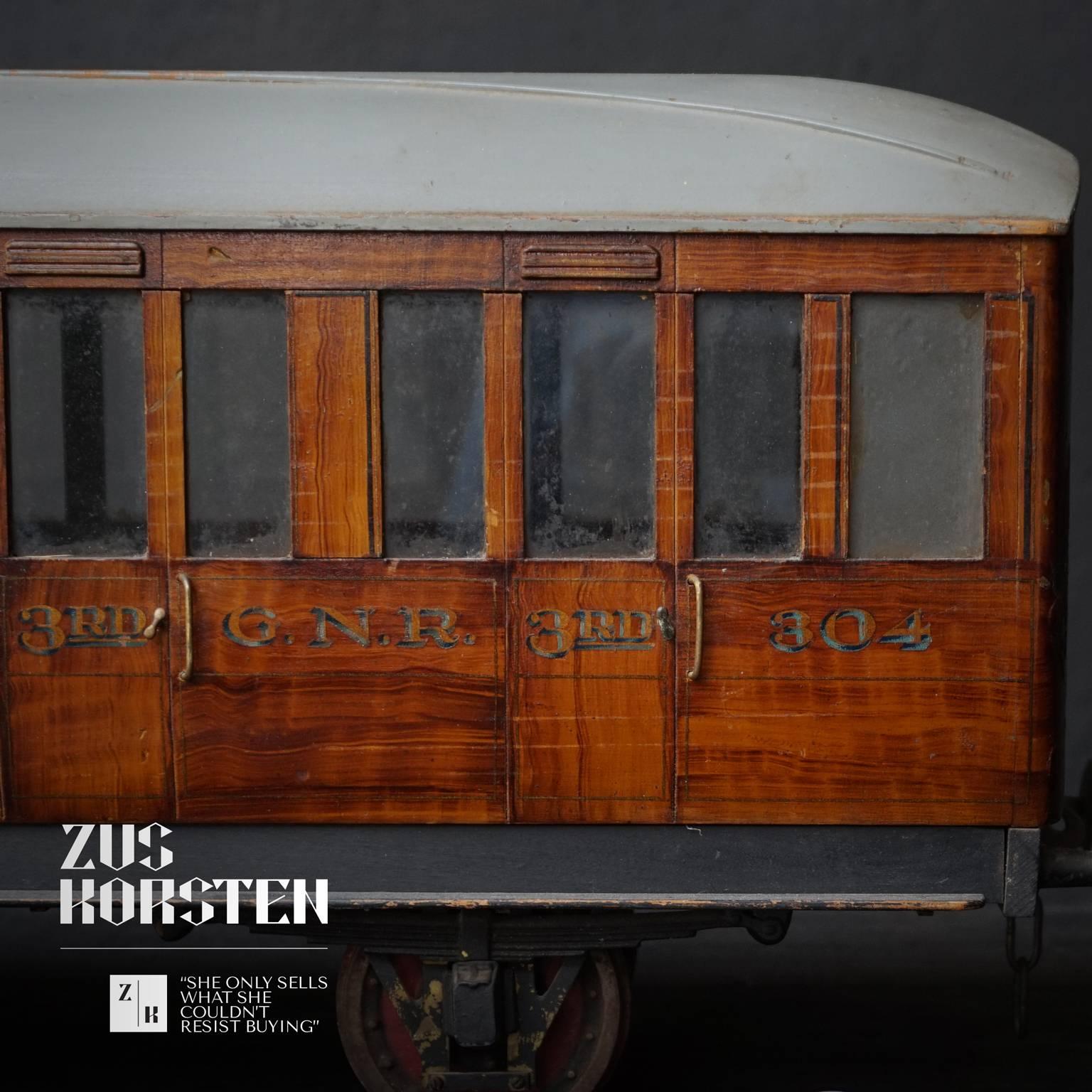 Metal 20th Century Great Northern Railway Passenger Coach No. 304