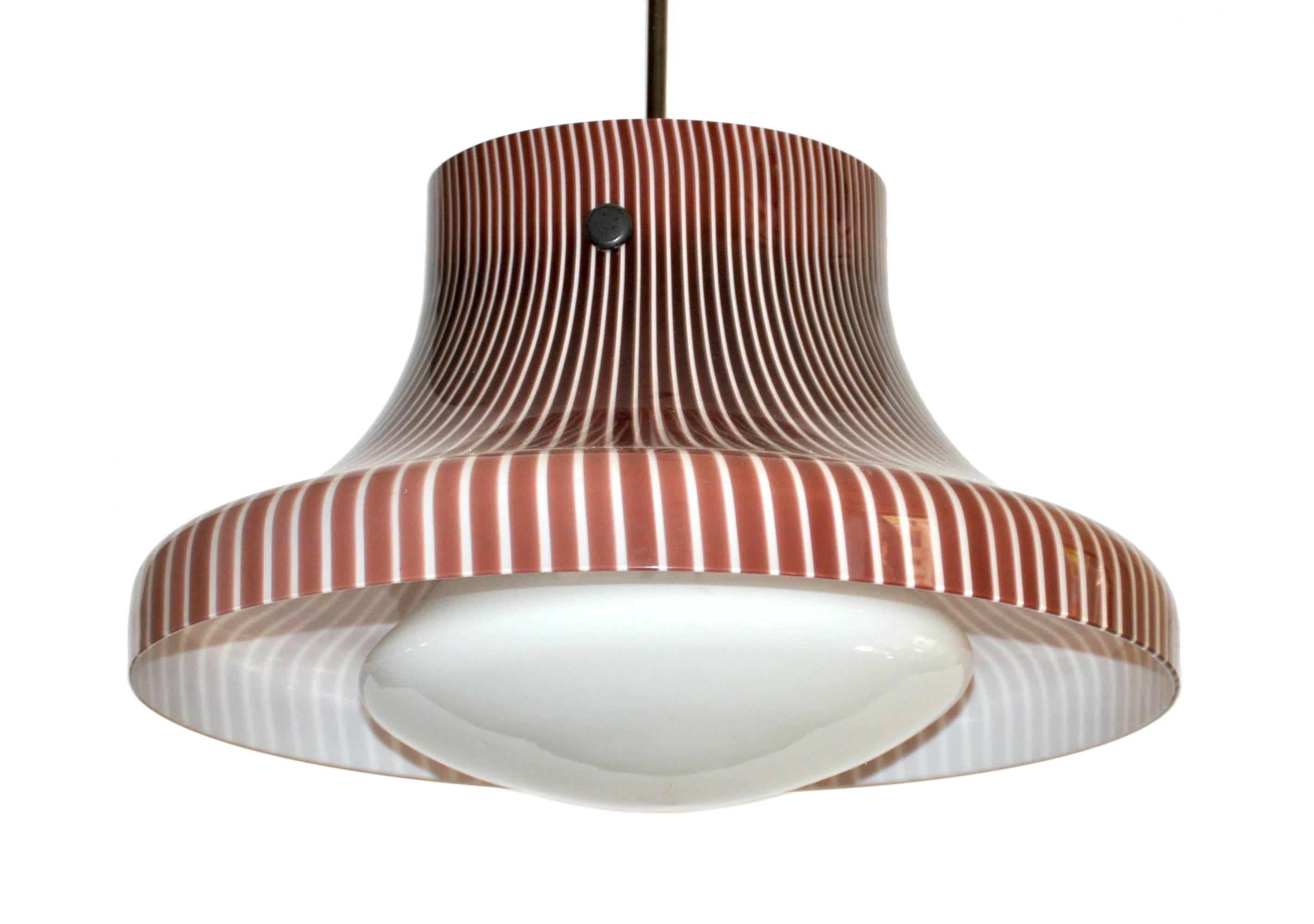 Italian Pair of Pendant Lamps from the Studio Venini, Murano, Italy For Sale